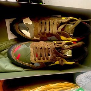 BRAND NEW NEVER WORN VALENTINO SNEAKERS TOO BIG FOR ME